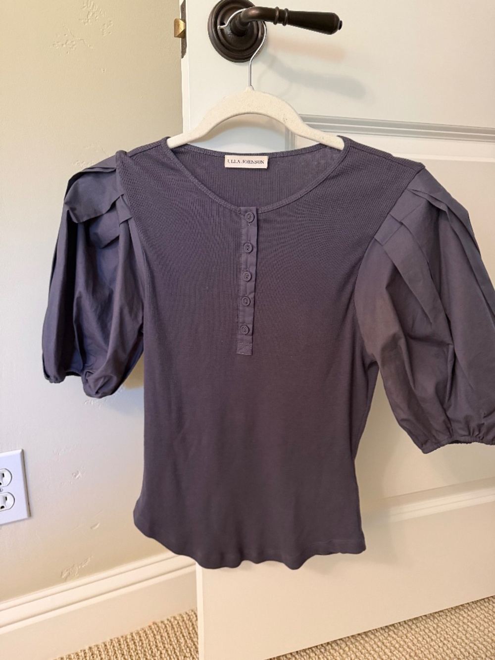 ULLA JOHNSON Short Sleeve Top! Size Petite. Purple